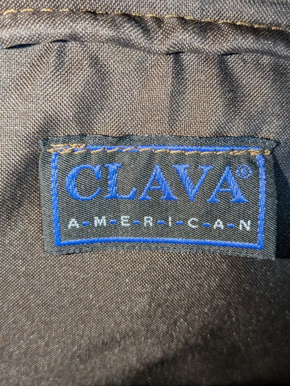 Clava American spacious brown
